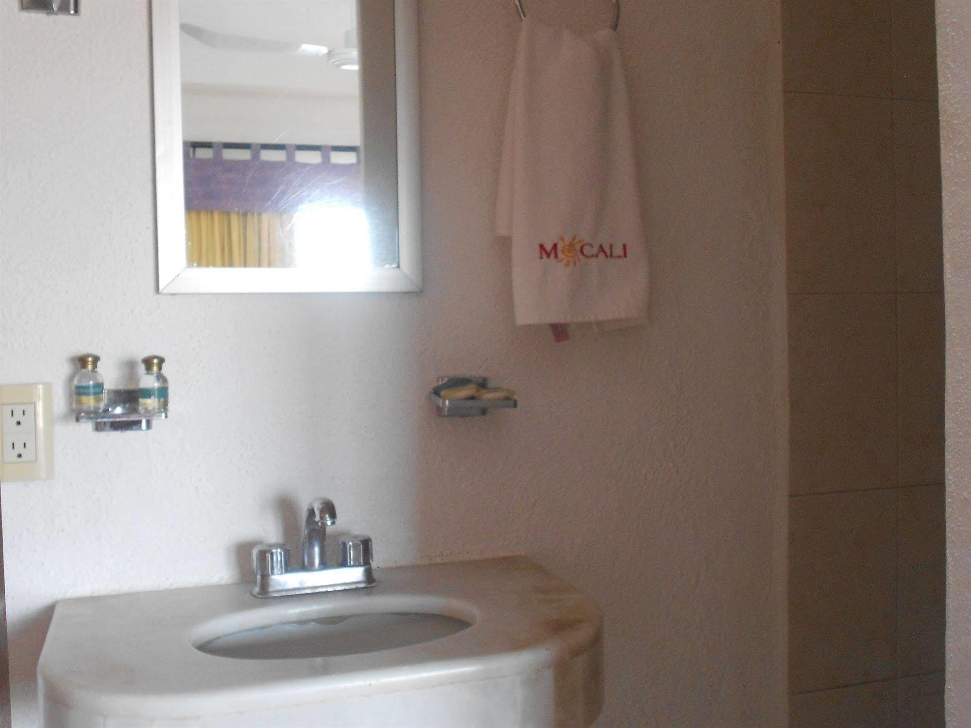 Hotel Mocali Puerto Vallarta Exterior foto